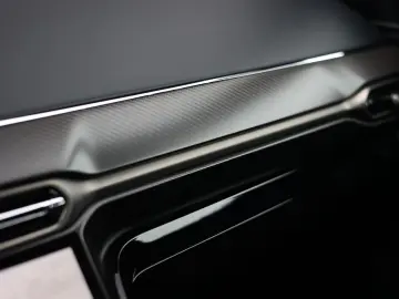 ASTON MARTIN V8 Vantage 4.0 V8