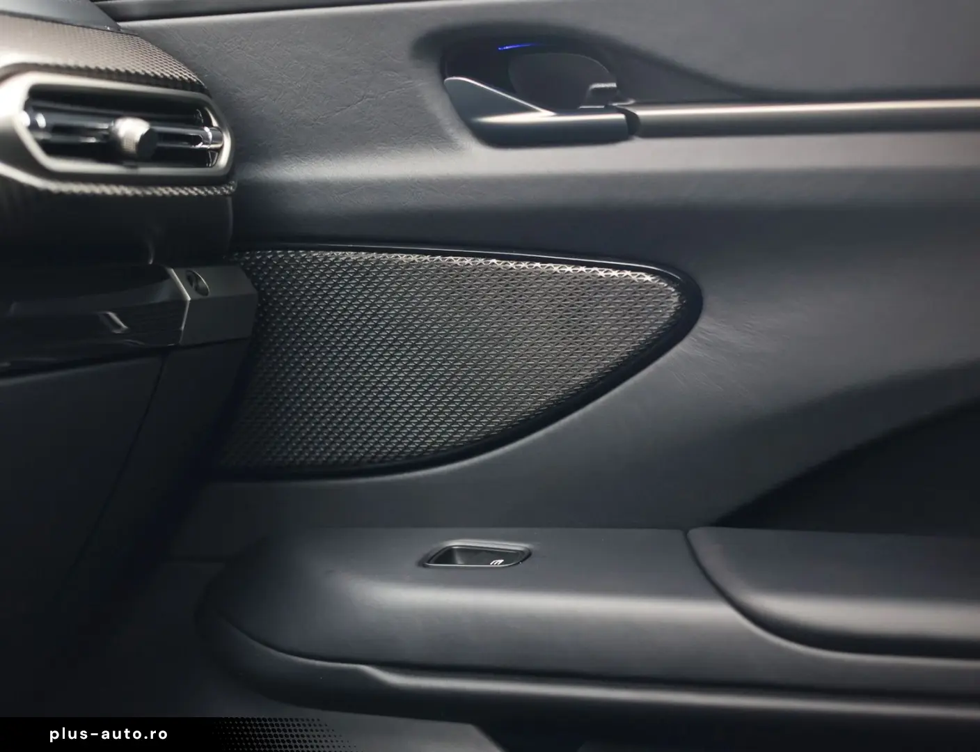 ASTON MARTIN V8 Vantage 4.0 V8