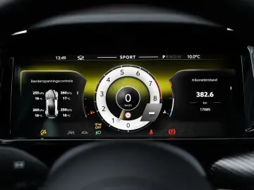 ASTON MARTIN V8 Vantage 4.0 V8
