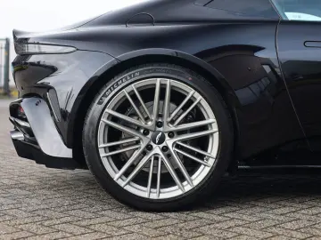 ASTON MARTIN V8 Vantage 4.0 V8