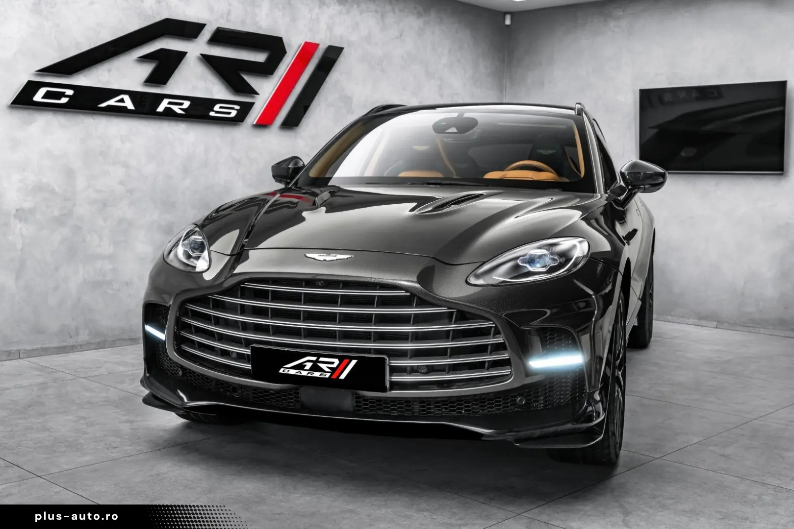 ASTON MARTIN DBX 707 4.0 V8 Massage Carbon Keramik