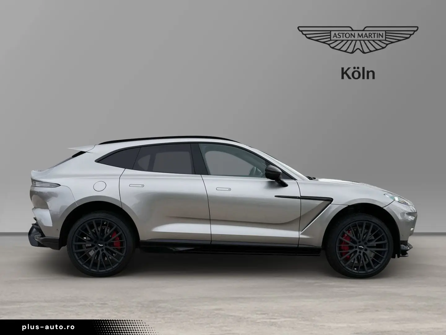 ASTON MARTIN DBX 707 Aluminite Silver   Onyx Black