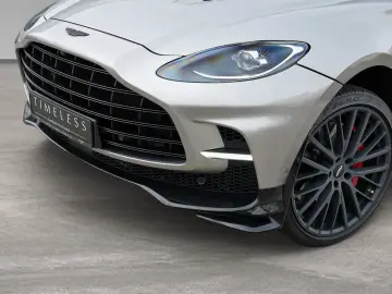 ASTON MARTIN DBX 707 Aluminite Silver   Onyx Black