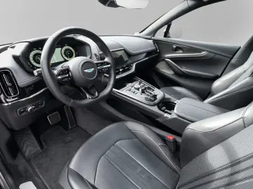 ASTON MARTIN DBX 707 Aluminite Silver   Onyx Black