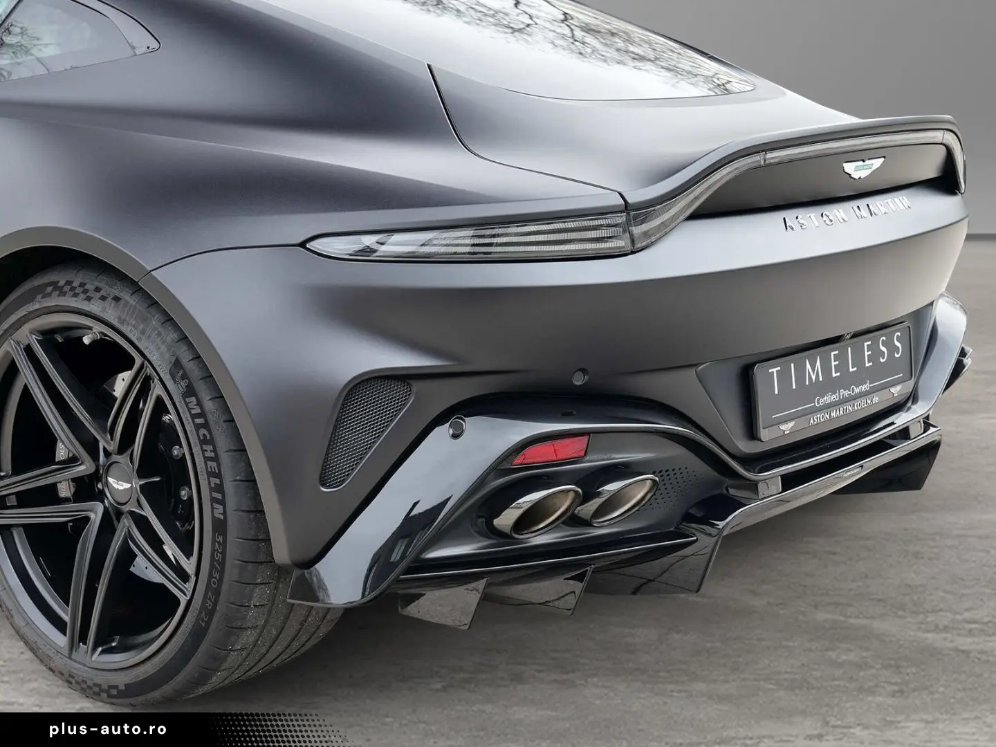 ASTON MARTIN Vantage V8 Coupe Satin Onyx Black   Onyx Black