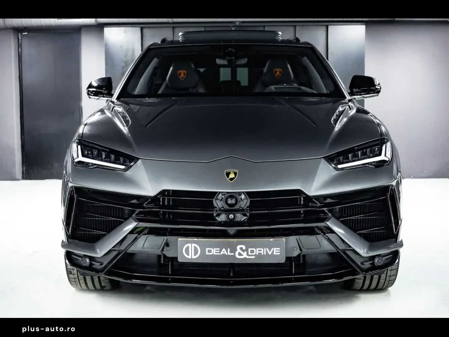 LAMBORGHINI Urus S 666 CH AKRAPOVIC CARBON AHK B&O 3D 23