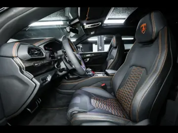 LAMBORGHINI Urus S 666 CH AKRAPOVIC CARBON AHK B&O 3D 23