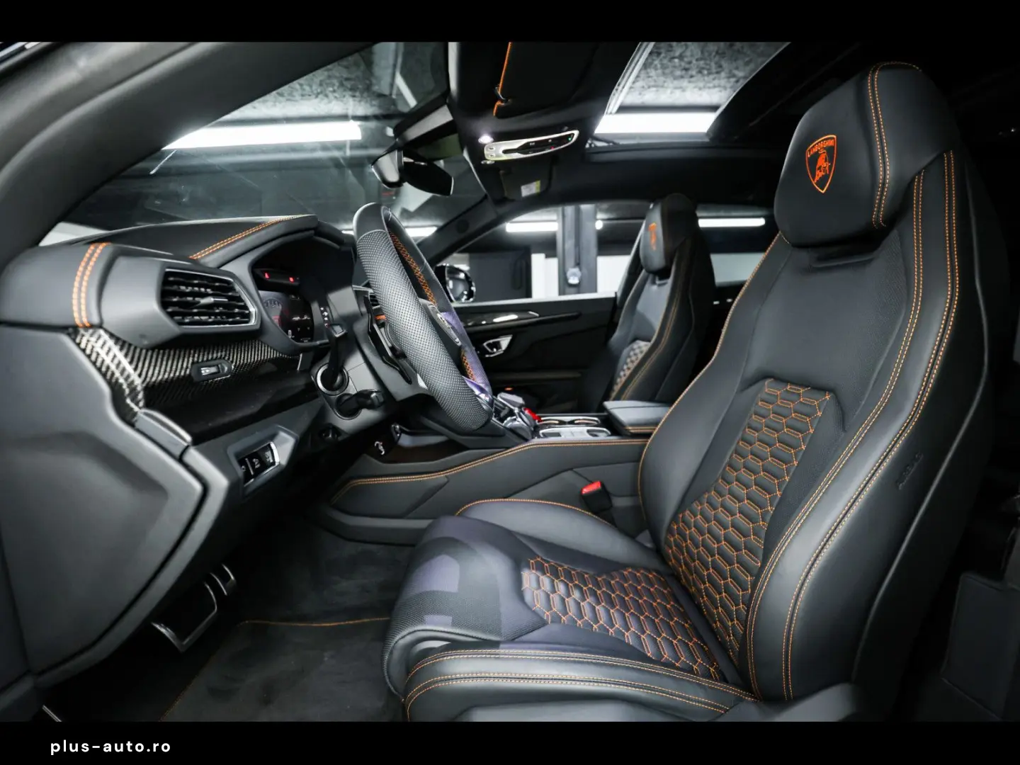 LAMBORGHINI Urus S 666 CH AKRAPOVIC CARBON AHK B&O 3D 23