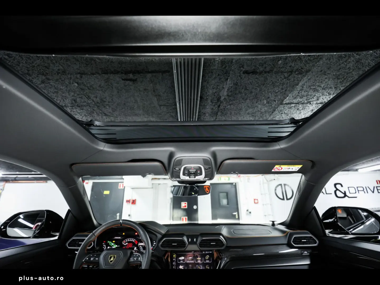 LAMBORGHINI Urus S 666 CH AKRAPOVIC CARBON AHK B&O 3D 23