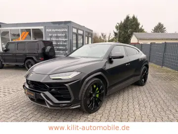 LAMBORGHINI Urus Graphite Capsule  B&O CARBON PANO 23Z HUD