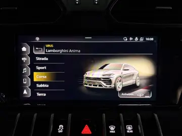 LAMBORGHINI Urus Graphite Capsule  B&O CARBON PANO 23Z HUD