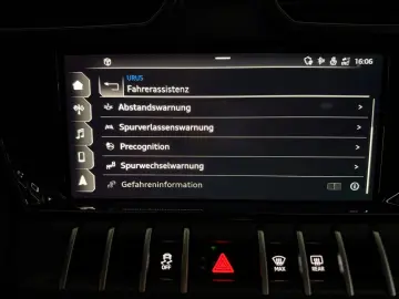 LAMBORGHINI Urus Graphite Capsule  B&O CARBON PANO 23Z HUD