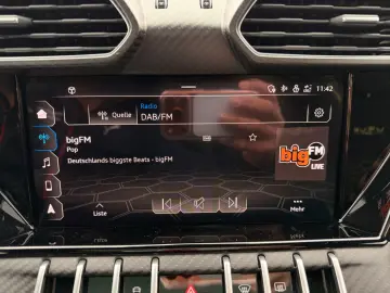 LAMBORGHINI Urus Graphite Capsule  B&O CARBON PANO 23Z HUD