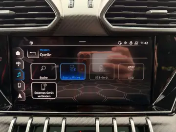 LAMBORGHINI Urus Graphite Capsule  B&O CARBON PANO 23Z HUD