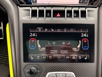 LAMBORGHINI Urus Graphite Capsule  B&O CARBON PANO 23Z HUD