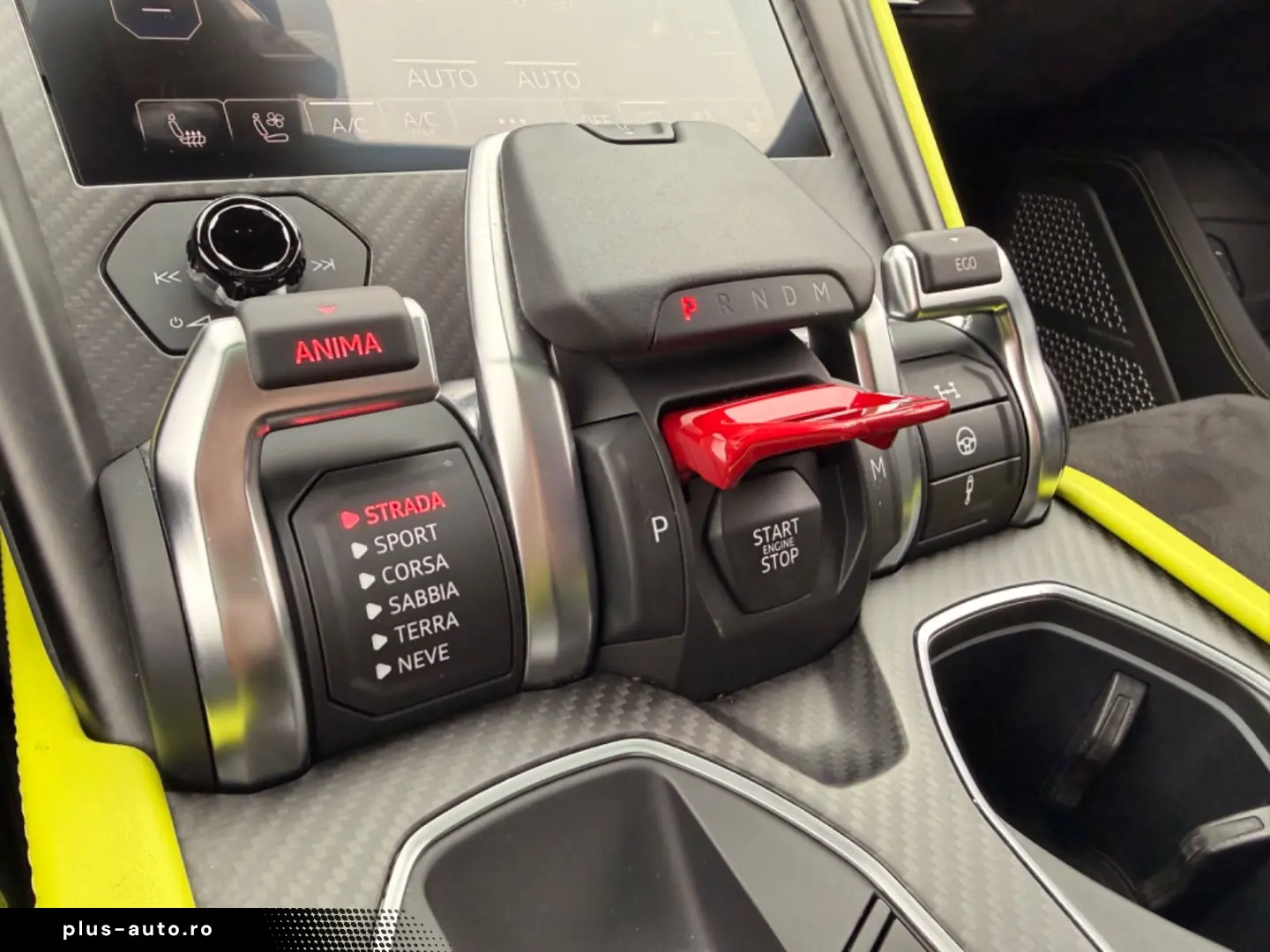 LAMBORGHINI Urus Graphite Capsule  B&O CARBON PANO 23Z HUD