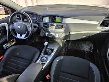 RENAULT LAGUNA   An 2014   Motor 1 5