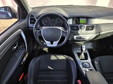 RENAULT LAGUNA   An 2014   Motor 1 5