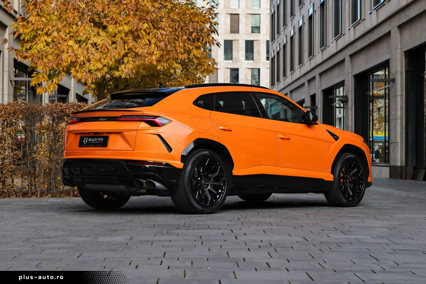 LAMBORGHINI Urus   Capsule   Head-Up   3D B&O   Q-Citura