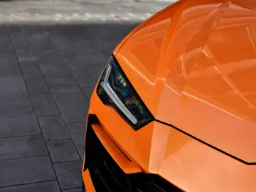 LAMBORGHINI Urus   Capsule   Head-Up   3D B&O   Q-Citura