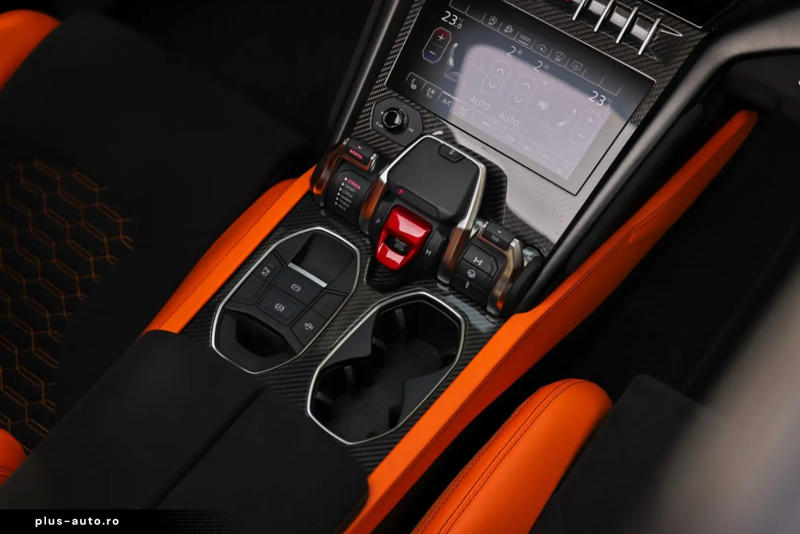 LAMBORGHINI Urus   Capsule   Head-Up   3D B&O   Q-Citura