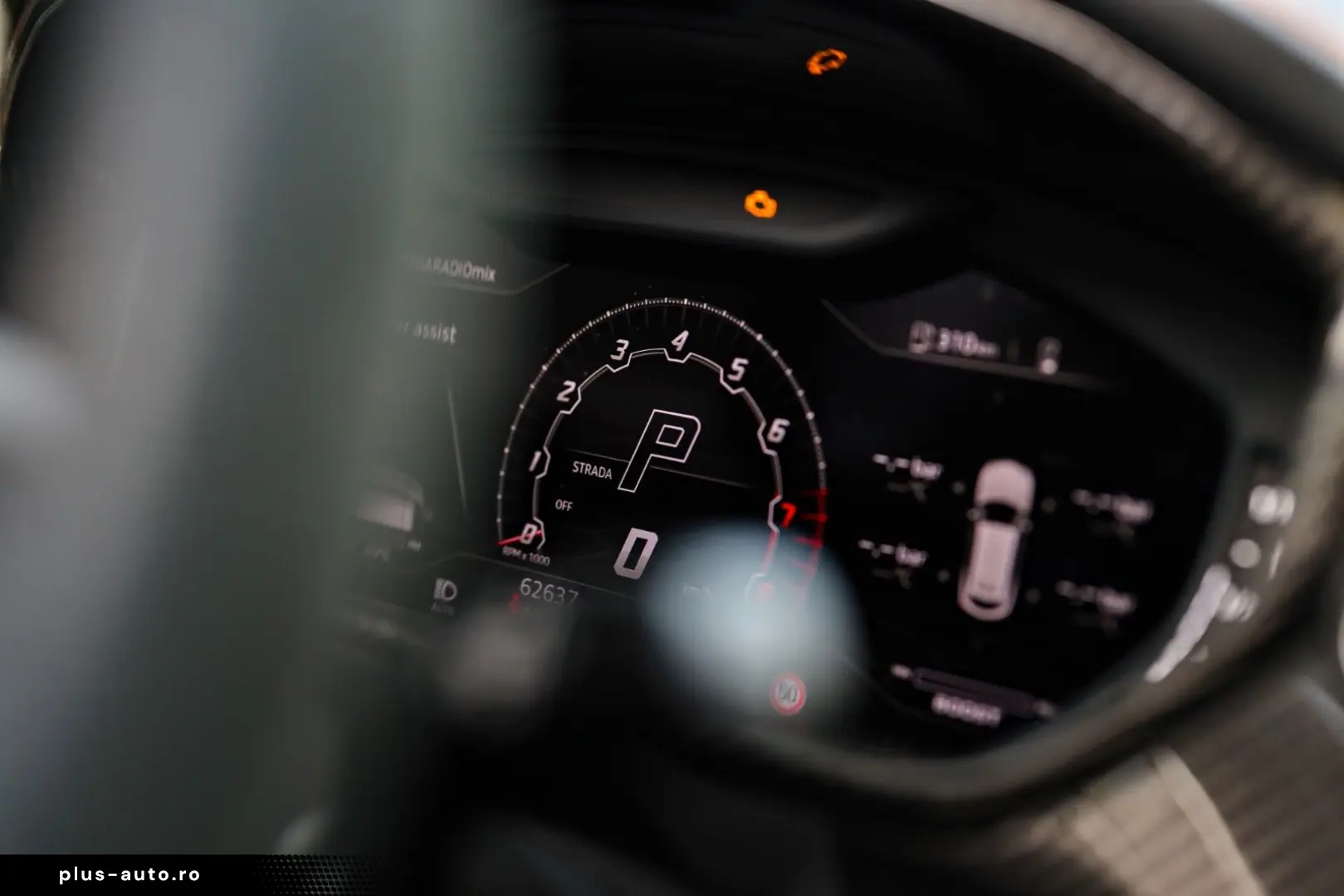 LAMBORGHINI Urus   Capsule   Head-Up   3D B&O   Q-Citura