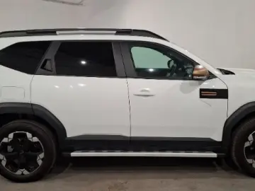 DACIA BIGSTER 1.8 Hybrid 155 Extreme