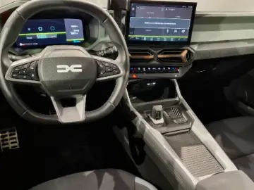 DACIA BIGSTER 1.8 Hybrid 155 Extreme