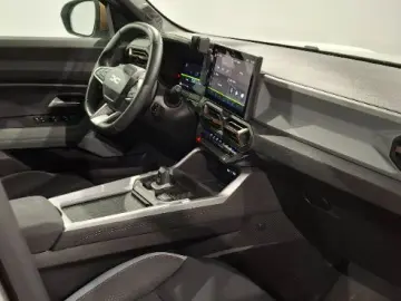 DACIA BIGSTER 1.8 Hybrid 155 Extreme