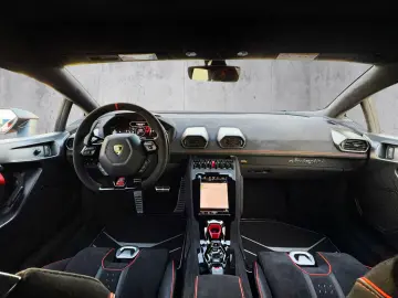 LAMBORGHINI Huracán Sterrato Arancio Xanto  1 of 1499