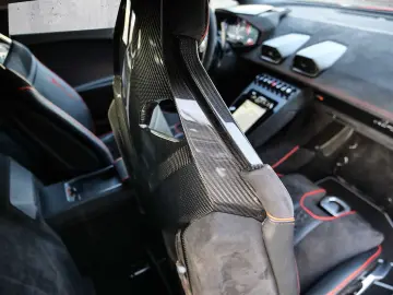 LAMBORGHINI Huracán Sterrato Arancio Xanto  1 of 1499