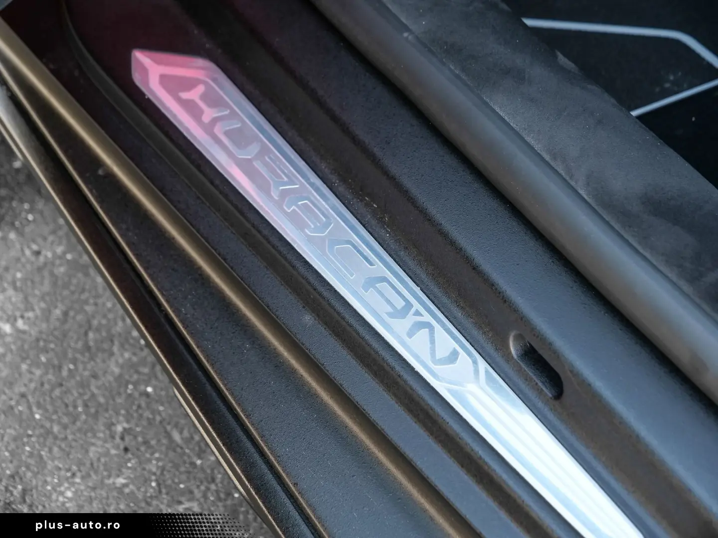 LAMBORGHINI Huracán Sterrato Arancio Xanto  1 of 1499