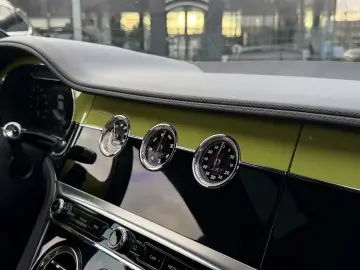 BENTLEY Continental GT 12 Zylinder Speed  Bespoke Int.