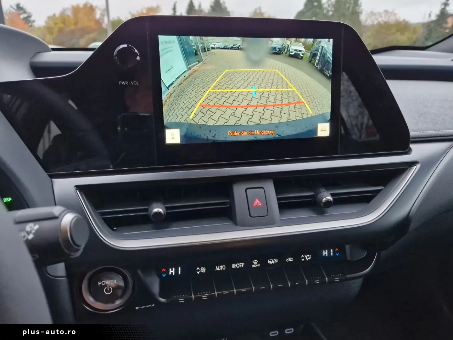 Lexus UX 300h F Sport Design ACC FLA SpurH LM