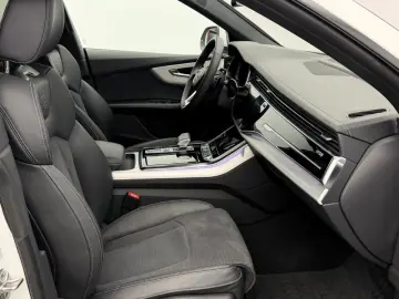 AUDI Q8 50TDI qu. S Line Sport  Tour Pano Abt 330PS