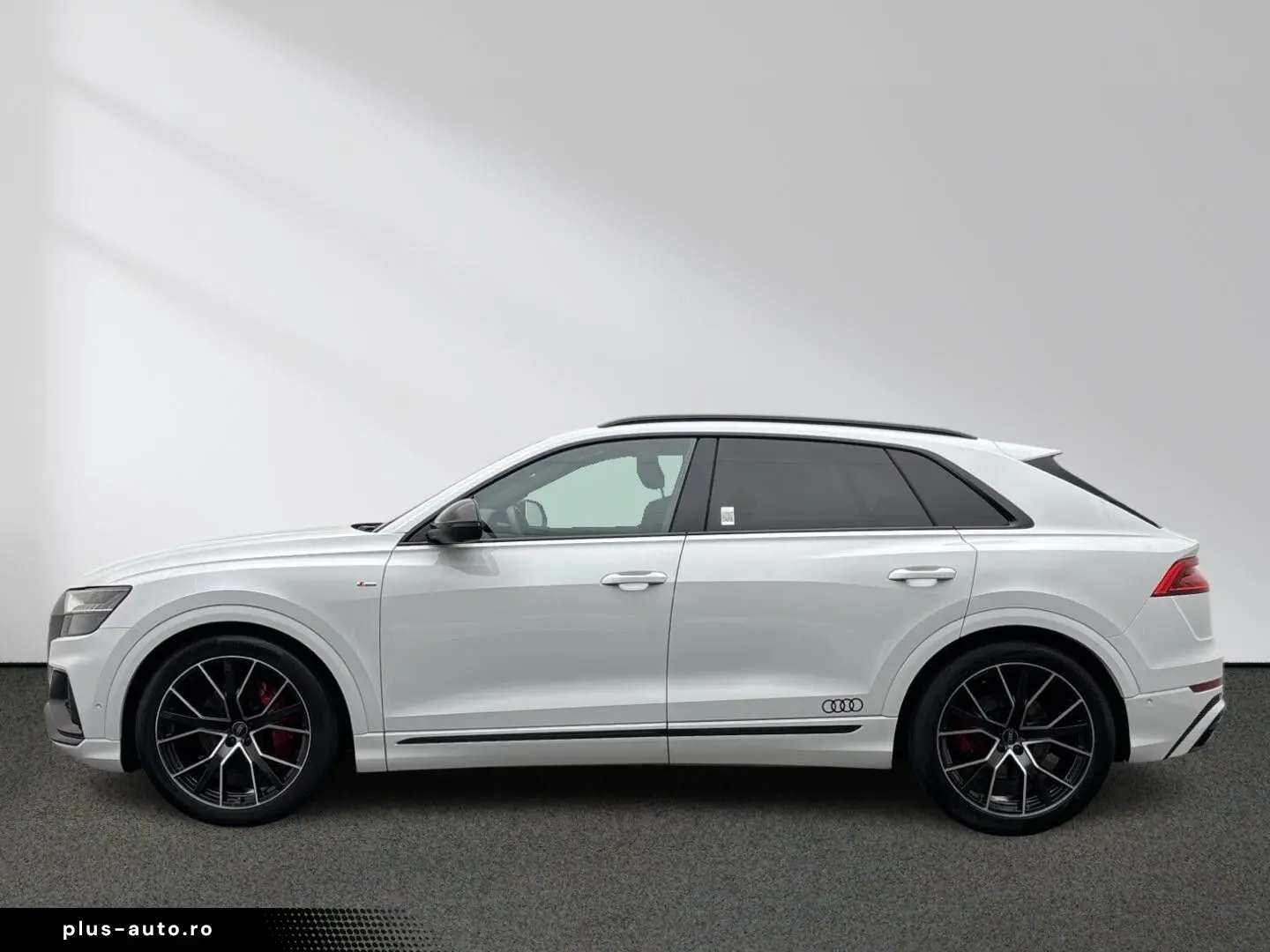 AUDI Q8 competition plus 50 TDI quattro Matrix Pano.