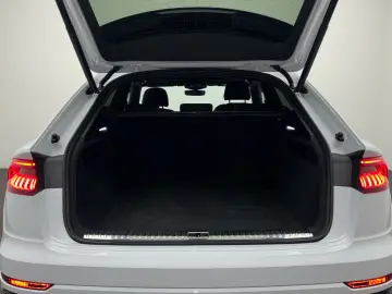 AUDI Q8 competition plus 50 TDI quattro Matrix Pano.