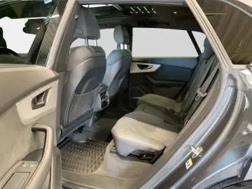 AUDI Q8 50 TDI quattro tiptronic S Line MTRX ACC HUD