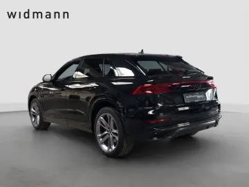 AUDI Q8 50 TDI quattro competition   S-Line AHK Pano