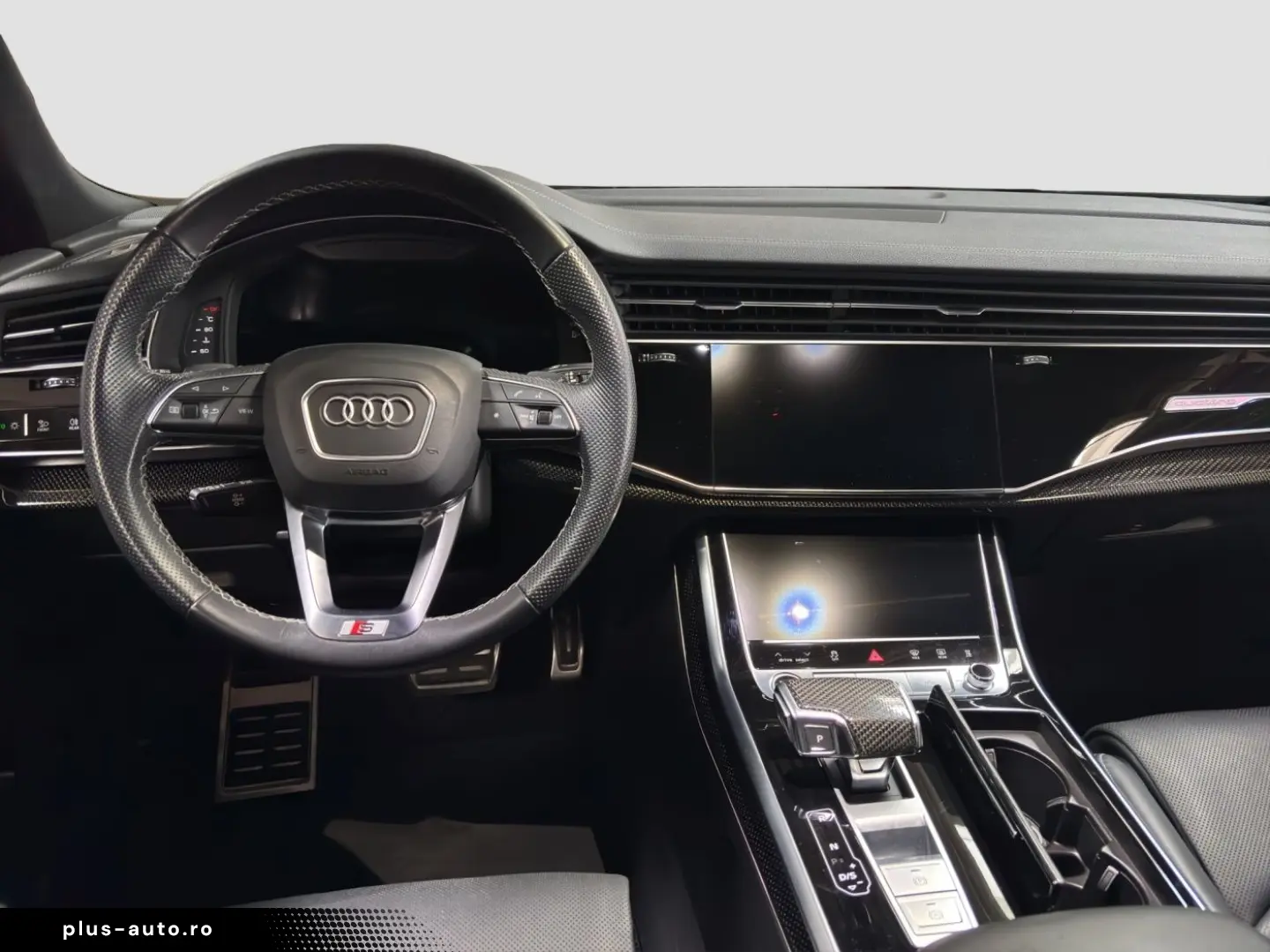 AUDI Q8 50 TDI quattro competition   S-Line AHK Pano