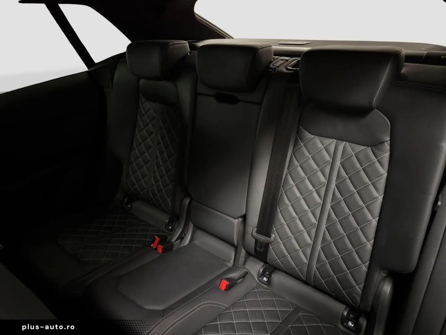 AUDI Q8 50 TDI quattro competition   S-Line AHK Pano