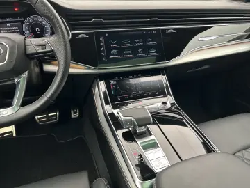 AUDI Q8 50 TDI qu S line tip Air B&O Pano Standh Matr