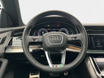 AUDI Q8 50 TDI qu S line tip Air B&O Pano Standh Matr