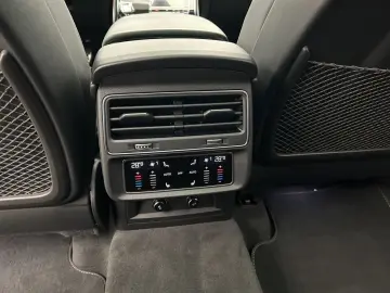 AUDI Q8 50 TDI qu S line tip Air B&O Pano Standh Matr