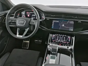 AUDI Q8 50 quattro AHK MATRIX-LED 360 Kamera ACC Navi