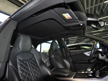 AUDI Q8 50 TDI quattro S line Pano HD-Matrix AHK