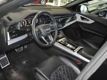 AUDI Q8 50 TDI quattro S line Pano HD-Matrix AHK