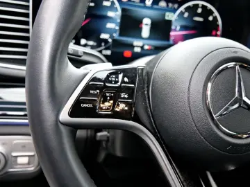 Mercedes-Benz GLS 450