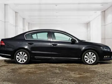 VW PASSAT B7   An 2011   Motor 2 0