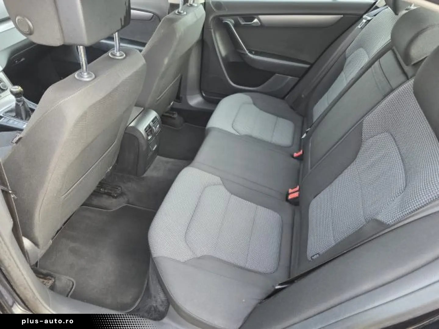 VW PASSAT B7   An 2011   Motor 2 0